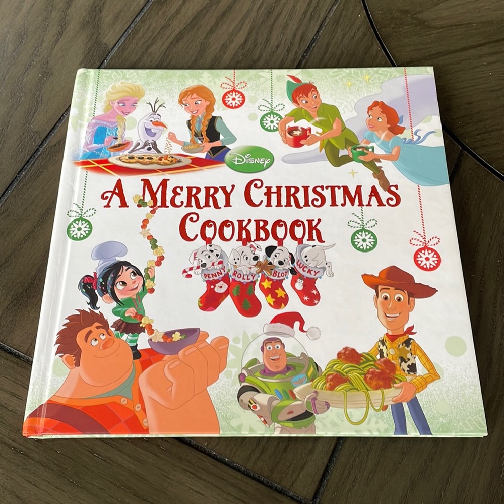 Disney - A Merry Christmas Cookbook